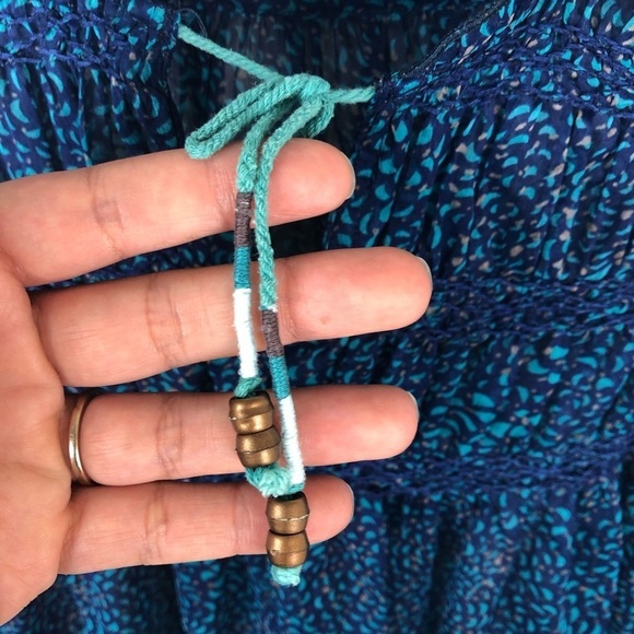 Roxy- Beach style blouse size: Small - Picture 4 of 12